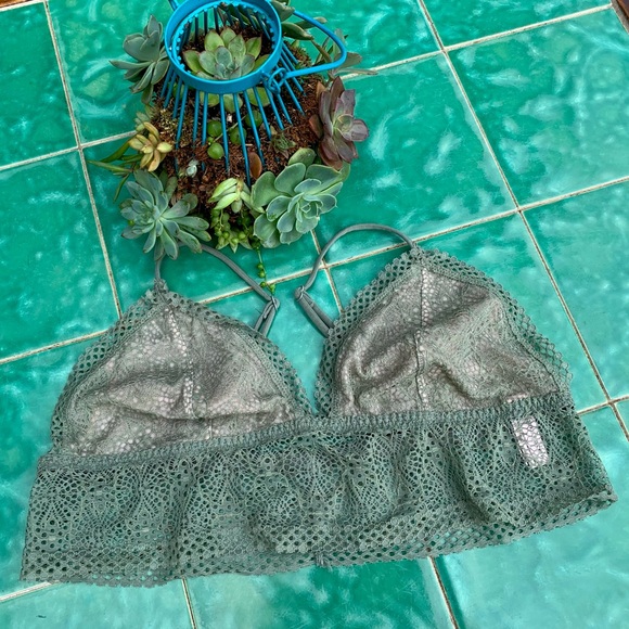 Victoria's Secret Other - Lacey Victoria Secret bralett